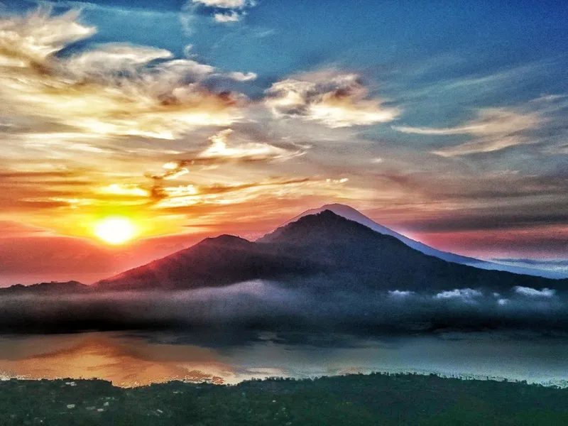 Muntele Agung, din Insula Bali - Foto: Flickr/Darren Willman