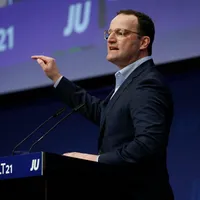 Declarații dure ale ministrului german al Sănătății: Germanii vor fi vaccinați, vindecați sau morți/FOTO: Facebook/Jens Spahn