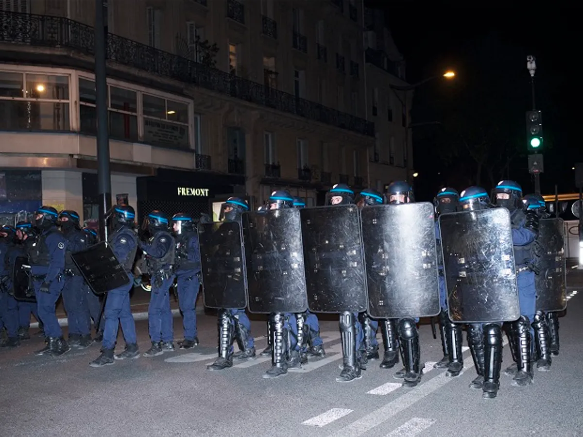 Forțele de ordine au intervenit dur pentru a calma spriritele/ FOTO: Profimedia