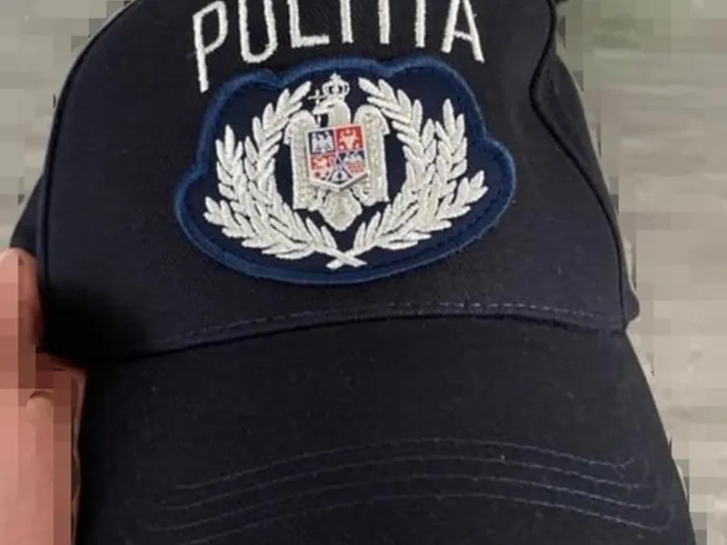 Polițiștii se plâng de calitatea noilor uniforme: „A primat cantitatea”. / Foto: news.ro