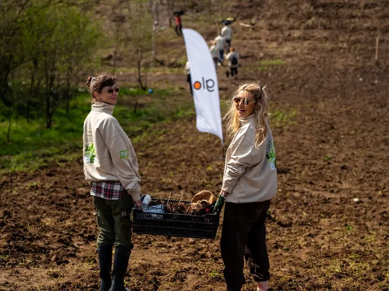 Peste 23.000 de copaci plantați în județele Buzău și Călărași, în cadrul campaniei ”Reciclăm & Plantăm Împreună!” Foto: BAT