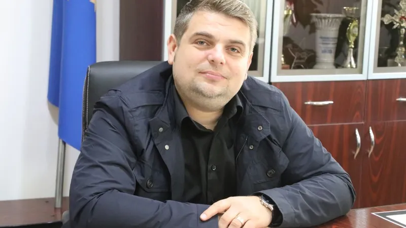 Nou primar din Darabani, Alin Gîrbaci, vrea să reînființeze Poliția Locală. Foto BTonline