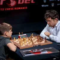 Meci demonstrativ susținut de Levon Aronian, câștigătorul competiției Superbet Rapid & Blitz Chess Romania 2019, care va fi prezent și in 2021, la Bucuresti Foto: omavision.ro