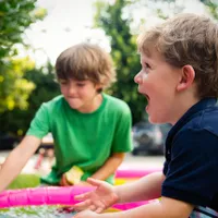 Gheorghiţă: Copii de sub 12 ani exceptați de la testare, daca părinții au certificatul verde/FOTO: Unsplash