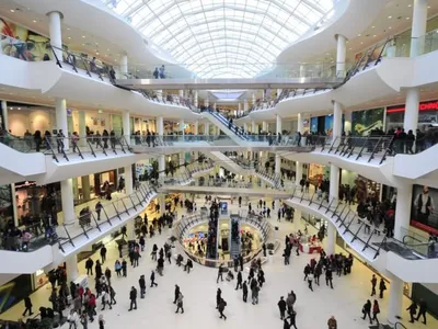 Mall-urile și supermarket-urile din București vor limita accesul clienților/FOTO: playtech.ro