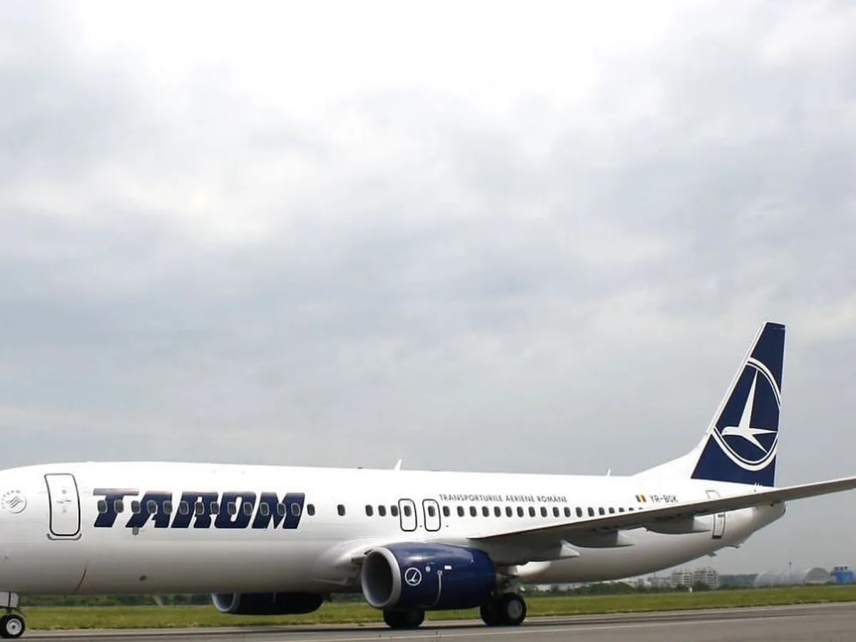 Tarom reprogramează pentru luni seară cursele speciale de repatriere a peste 360 de români