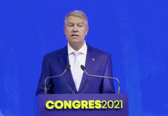 Iohannis, la Congresul PNL: Această guvernare trebuie să continue, criza trebuie depășită/FOTO: Facebook/PNL