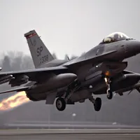 Avion de luptă  F16 - Foto: Profimedia Images