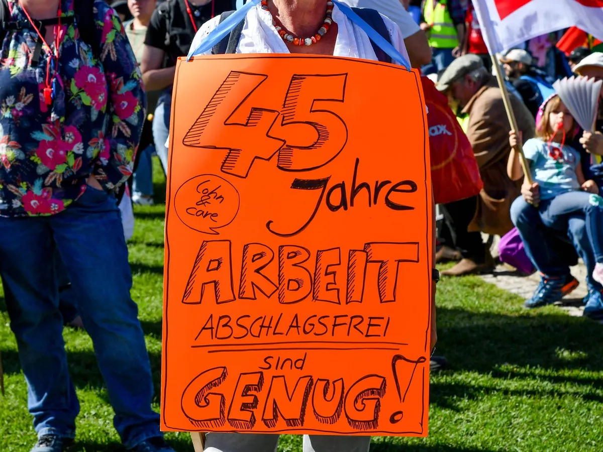Germania vrea să reformeze pensiile și să taie beneficiile sociale. Circa 175.000 de oameni, în stradă - Foto: Profimedia Images (Imagine cu rol ilustrativ)