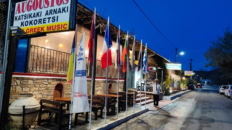 Tavernă &icirc;n Theologos - Foto: Facebook / Forum Thassos