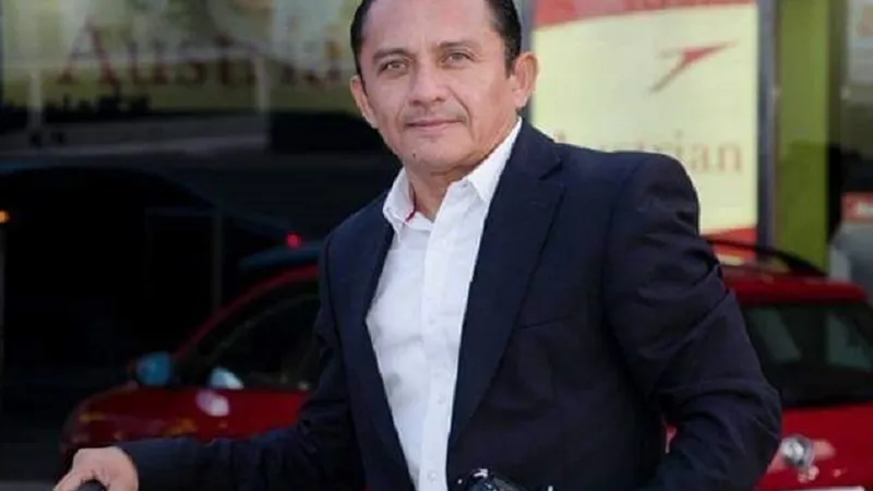 Interlopul Rechinu îl apără pe jurnalistul mexican Victor Flores care a fost amenințat cu moartea Foto: sinreserva.com.mx