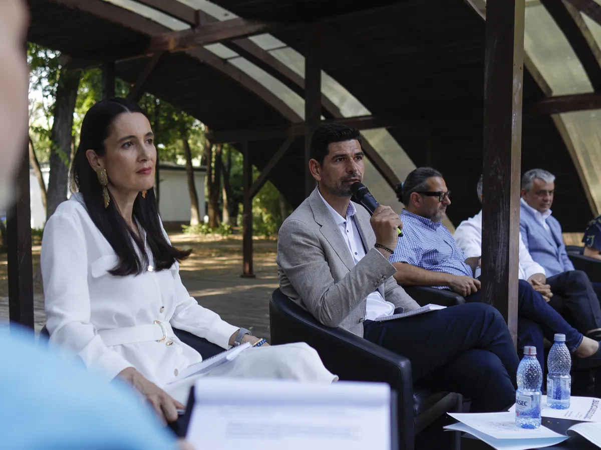 Renumărarea voturilor la Sectorul 1. Tuță câștigă cu 36,61%, Armand are 35,92% - Foto: Inquam Photos / Octav Ganea (rol ilustrativ)