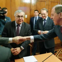 Hamas a atacat Israelul, acum cere armistiţiu - Foto: Profimedia Images - 16 ianuarie 2017: Ministrul de externe rus Serghei Lavrov şi oficialii palestinieni se întâlnesc la Moscova. Legăturile sunt vechi