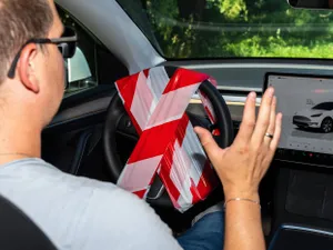 Veste proastă, pentru Elon Musk! Tesla, despăgubiri de 329.000.000 $ pentru un accident „Autopilot” - Foto: Profimedia Images (Imagine cu rol ilustrativ)