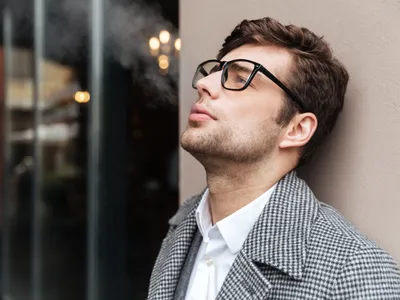 Bărbat care fumează - Foto: Freepik (rol ilustrativ)