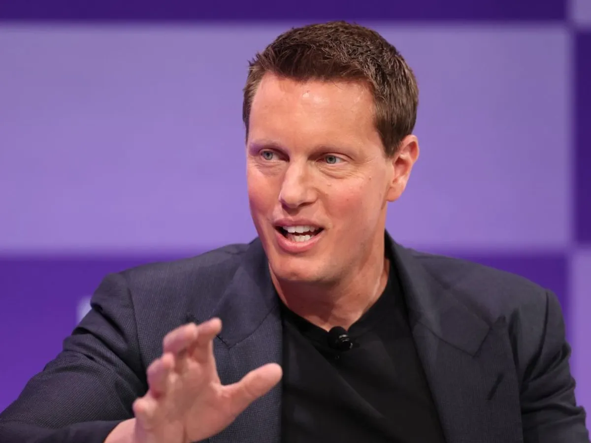 Cumpărarea Warner Bros de către Paramount va strica echilibrul la Hollywood şi va inhiba creativitatea