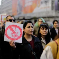 Mărturii despre hărțuirea sexuală din universități. Imagine de la un protest al feministelor. Sursă imagine: Inquam Photos - George Călin