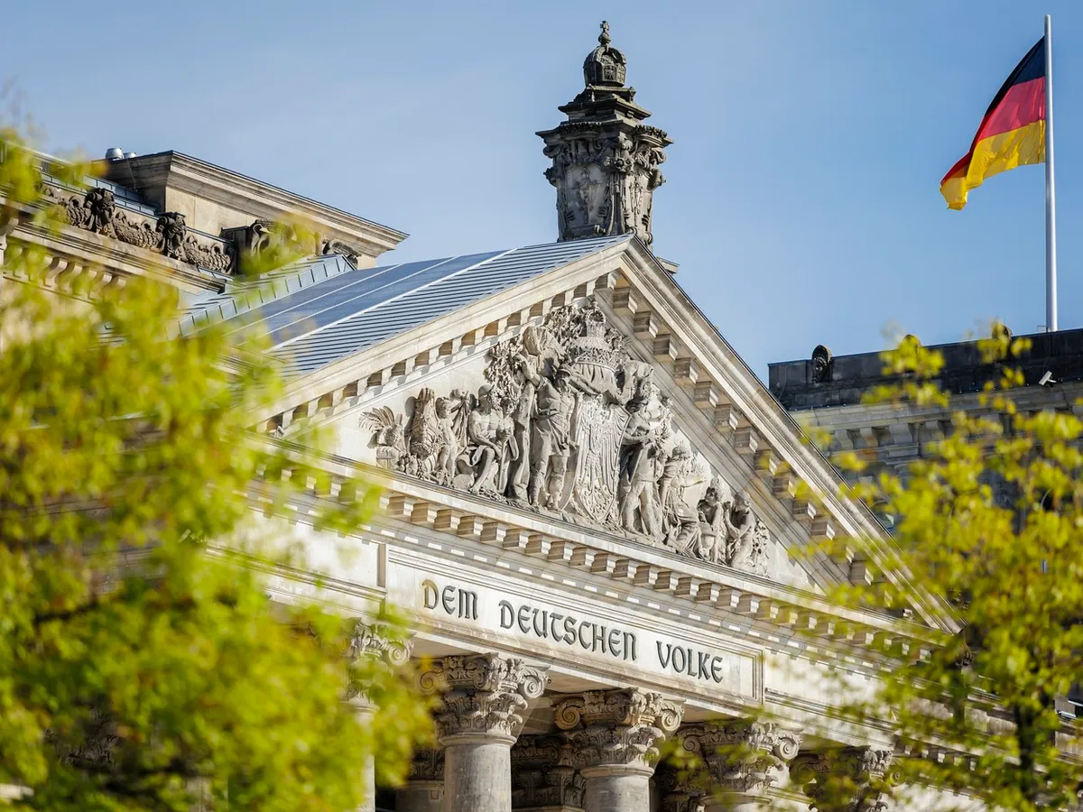 Salariu mai mare cu 170 €/ lună pentru unii români din Germania. Cine se încadrează? = Foto: Profimedia Images (rol ilustrativ)