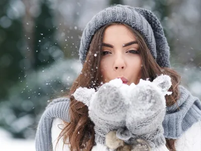 Fată iarna Foto: Freepik (imagine cu rol ilustrativ)