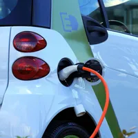 Schimbare majoră pentru posesorii de mașini electrice. Ce trebuie să facă „la pompă” din aprilie Foto: Pexels (fotografie cu caracter ilustrativ)