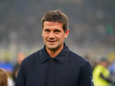 Ultrașii lui Inter au revenit pe stadion după șase luni și au arătat imediat ce cred despre Cristi Chivu! Reacția românului