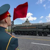 Parada Victoriei s-a ținut anul acesta cu defilarea armamentului nuclear. Pe cine a invitat Putin Foto: Profimedia Images