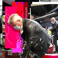 Dan Bittman, surprins cu mască / cancan.ro