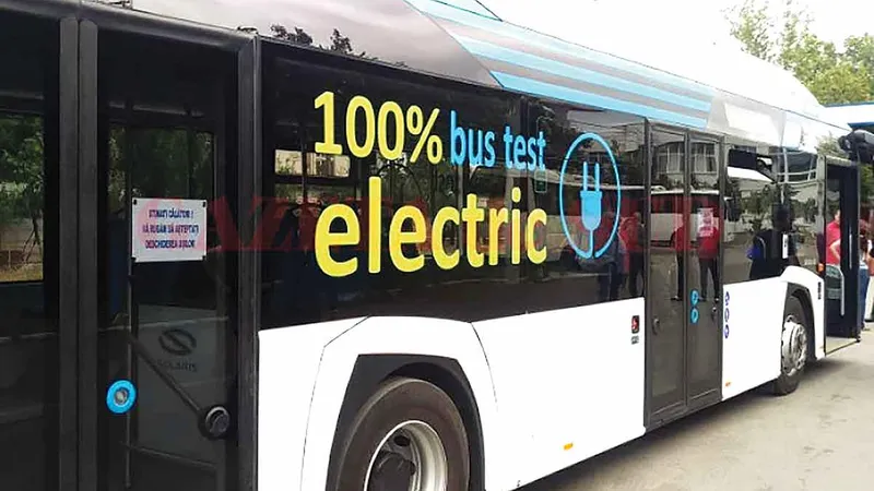 PREȚ  Aproape cu o treime s-au scumpit  autobuzele electrice pentru Capitală,  înainte să se cumpere - Foto: Digi24