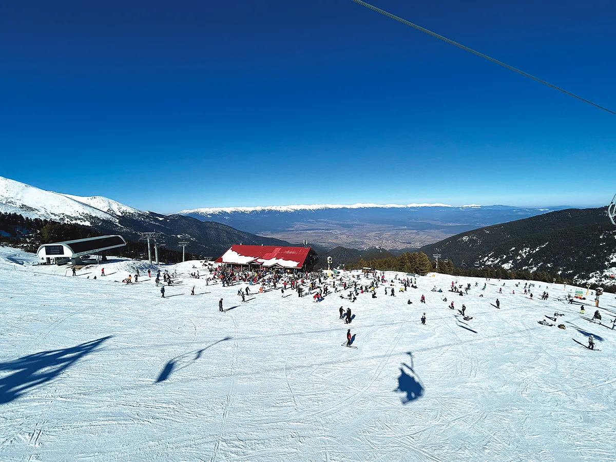 „Après-ski”-ul Kozela, panoramă de la telescaunul Shiligarnik