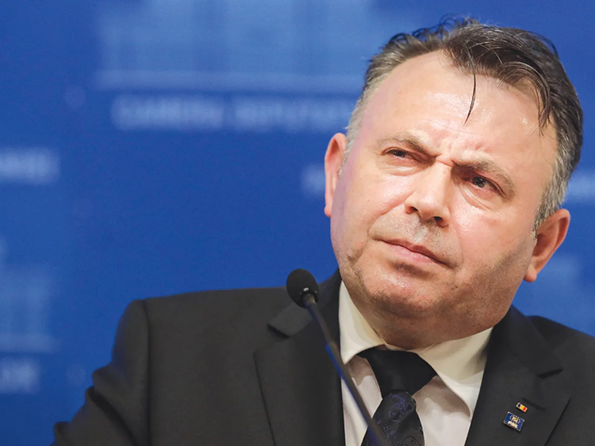 Ministrul Sănătății, Nelu Tătaru, a explicat de ce nu poate avea loc un act medical pe un stadion - Foto: INQUAM PHOTOS/ George Călin