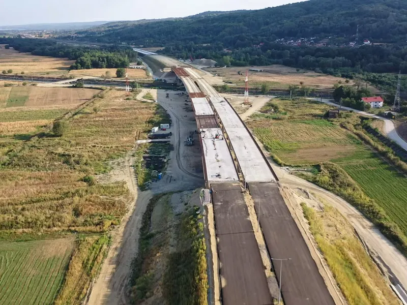 Surpriză pe Autostrada Sibiu- Pitești. Care tronson se inaugurează în 2025? - FOTO: Facebook(imagine cu rol ilustrativ)