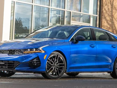 Kia K5 model 2021 - Foto: caranddriver.com