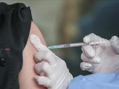 Jumătate din populația americană, complet vaccinată/Foto: yahoo