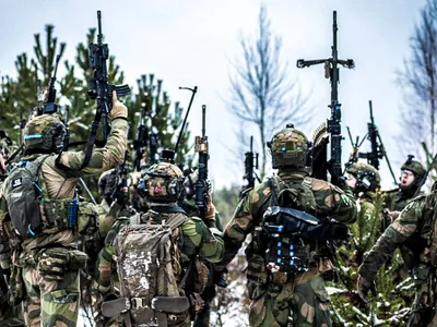 Trupe NATO - Foto: Profimedia images