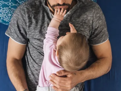 Tată și copil - Foto: Freepik (Imagine cu rol ilustrativ)