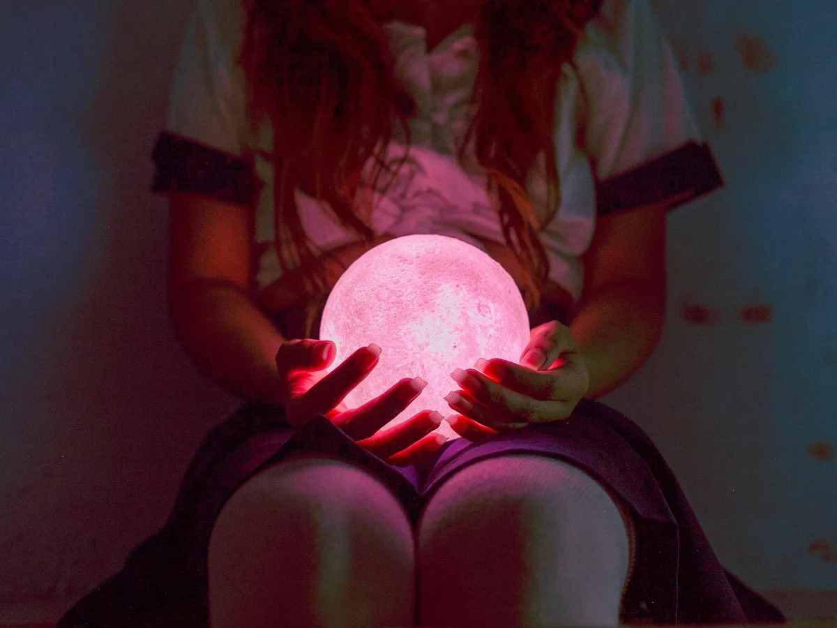 Horoscop 9 mai, conjuncția Mercur–Chiron. Vindecare - Berbeci, Tauri - introspecție, Pești - curaj - FOTO: Pexels (imagine cu rol ilustrativ)