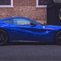 Două Ferrari făcute praf într-un accident sincron. Șoferii s-au luat la întrecere _- Foto: Metro