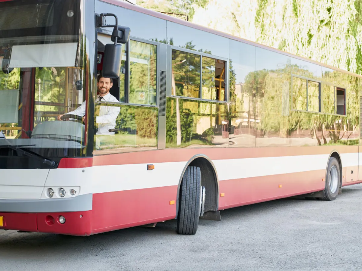 Autobuz - Foto: freepik