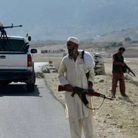 Talibanii au preluat controlul luni asupra oraşului Aibak, în nordul Afganistanului/FOTO: Aljazeera