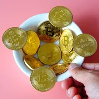 Cum vrea să scoată guvernul banii negri din criptomonede. Ce înseamnă această investiţie? - Foto: Profimedia Images