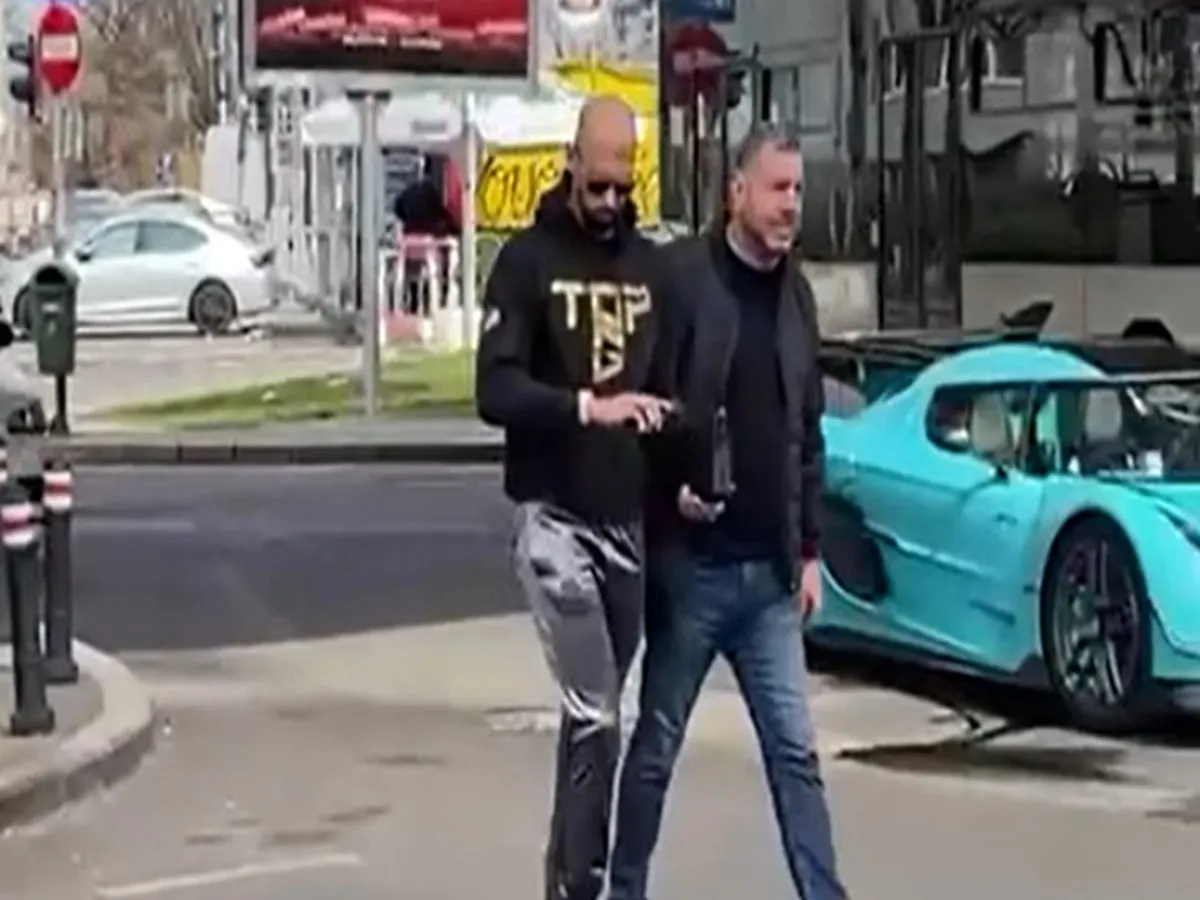 Cea mai scumpă plimbare a lui Andrew Tate. A dat într-o groapă și a rupt bolidul de 3.000.000$ - Foto: captură video