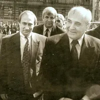 Mihail Gorbaciov și succesorul său, Vladimir Putin