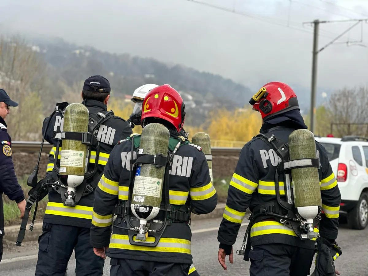 Explozie puternică într-un bloc din România. 38 de apartamente au fost distruse. Cum s-a întâmplat? - Foto: Facebook / ISU Prahova (rol ilustrativ)