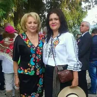 Laura Chiorean, alături de Viorica Dăncilă. Foto Facebook