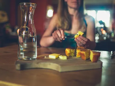 Ce se întâmplă în corpul tău atunci când mănânci pateu vegetal? De ce să NU îl mai consumi în post? - Foto: Profimedia Images (imagine cu rol ilustrativ)