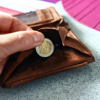 Dacă ai această monedă de 2€ acasă ești bogat! Valorează mii de euro. Din ce an este? - Foto: Profimedia Images (rol ilustrativ)