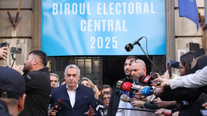 George Simion, candidat în locul lui Călin Georgescu - Foto: INQUAM PHOTOS / Călin George