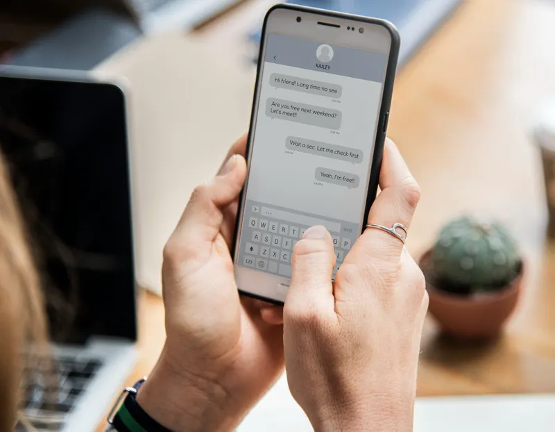 Mesaje pe telefon - Foto: Freepik (rol ilustrativ)