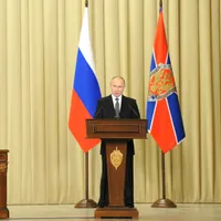 Sediul redacției Novaia Gazeta a fost atacat/FOTO: kremlin.ru