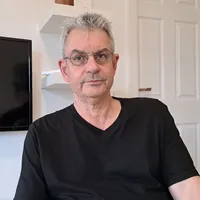 Sam Vaknin este profesor în cadrul CIAPS - FOTO: Newsweek